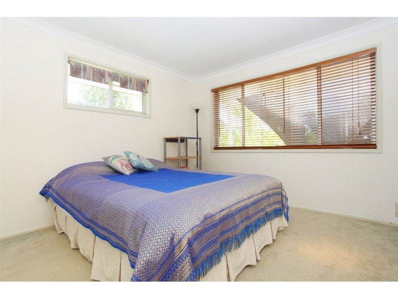 2 Nimrud St, Southport QLD 4215
