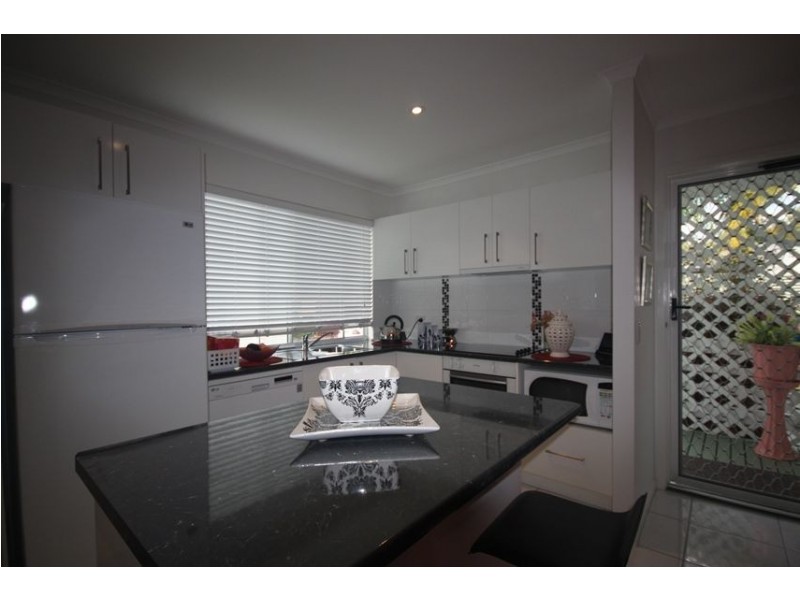 11/368 Oxley Drive, Runaway Bay QLD 4216