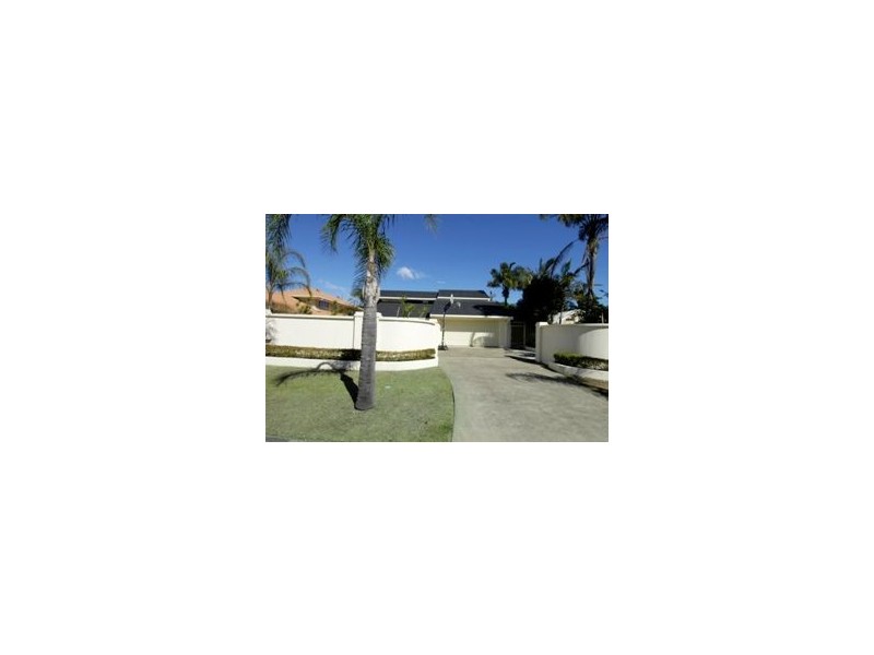 12 Cabana Boulevard, Benowa Waters QLD 4217