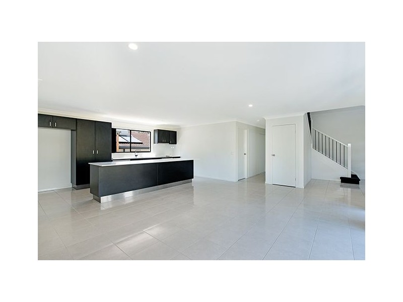 35 Moora Street, Ashmore QLD 4214