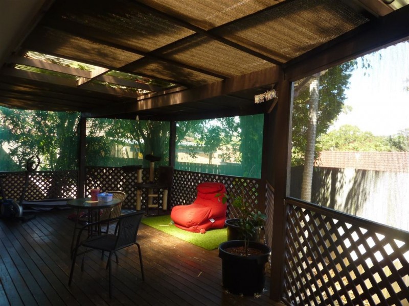 2/4 Melrose Place, Southport QLD 4215