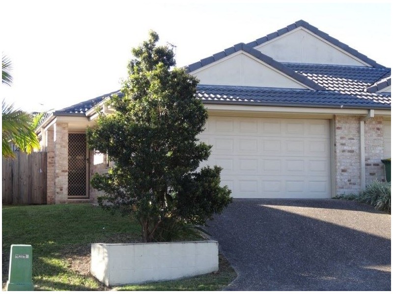 2/22 Lauren Grove, Upper Coomera QLD 4209