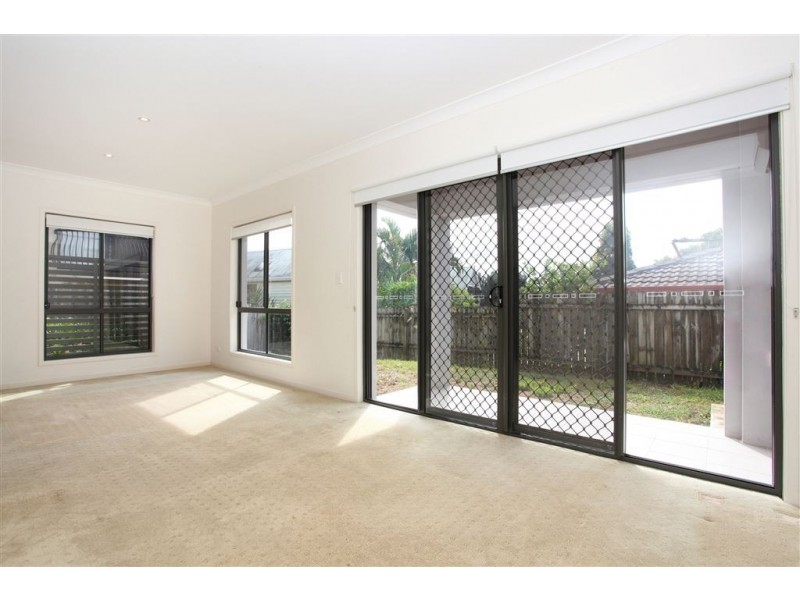 8/139 Cotlew Street, Ashmore QLD 4214