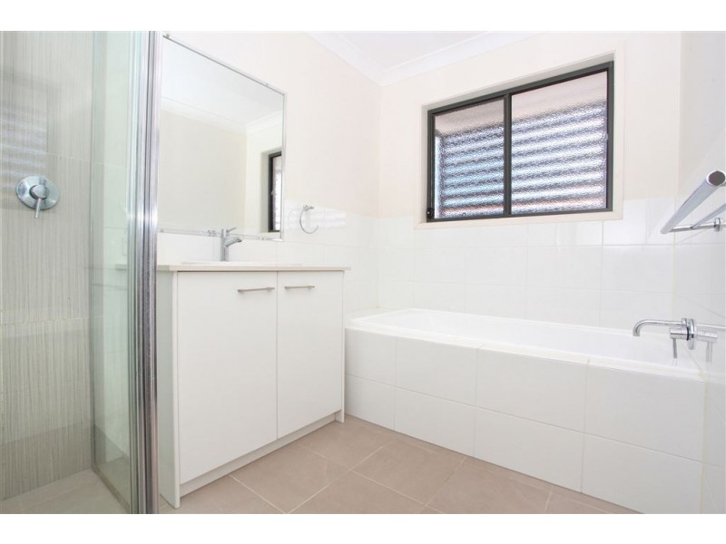 8/139 Cotlew Street, Ashmore QLD 4214