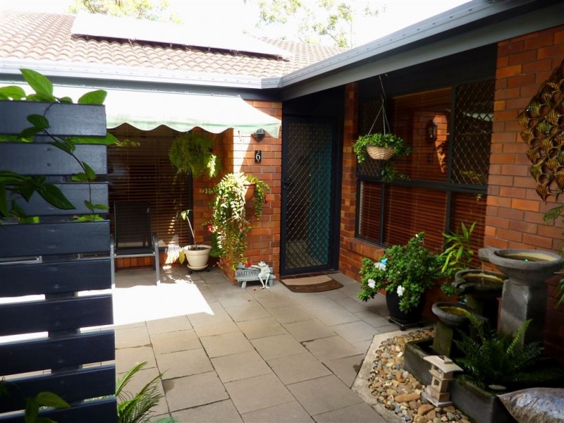 6/128 Cotlew Street, Ashmore QLD 4214