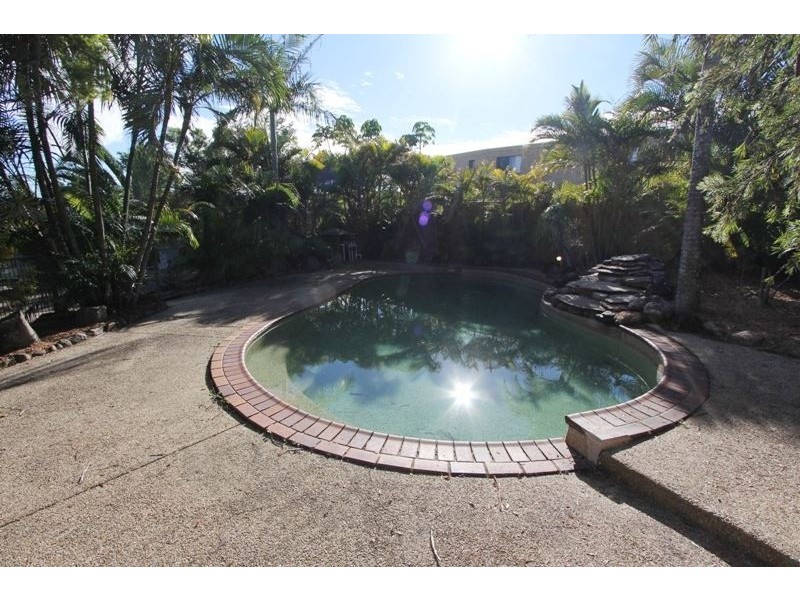 16 Ainsley Avenue, Ashmore QLD 4214