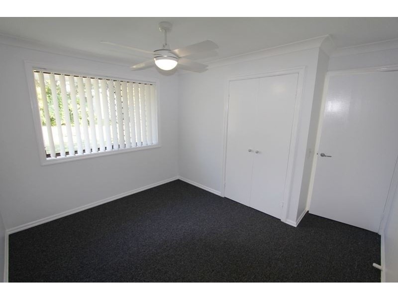 16 Ainsley Avenue, Ashmore QLD 4214