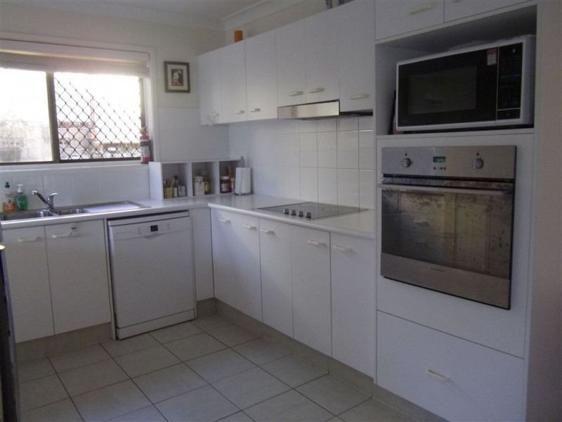250 Cotlew Street, Ashmore QLD 4214