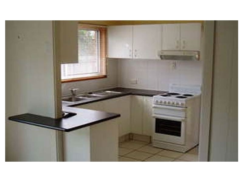 2/30 Middle Street, Labrador QLD 4215