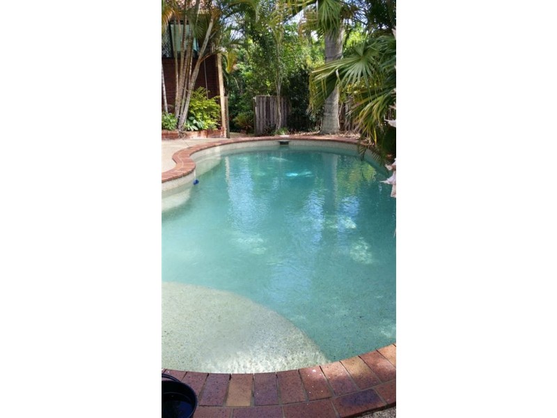 24 Kallaroo Crescent, Ashmore QLD 4214