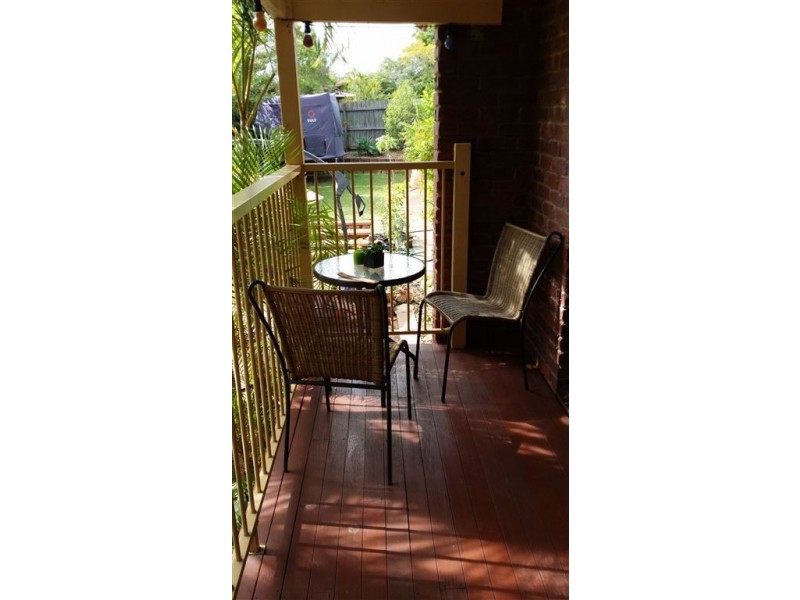 24 Kallaroo Crescent, Ashmore QLD 4214