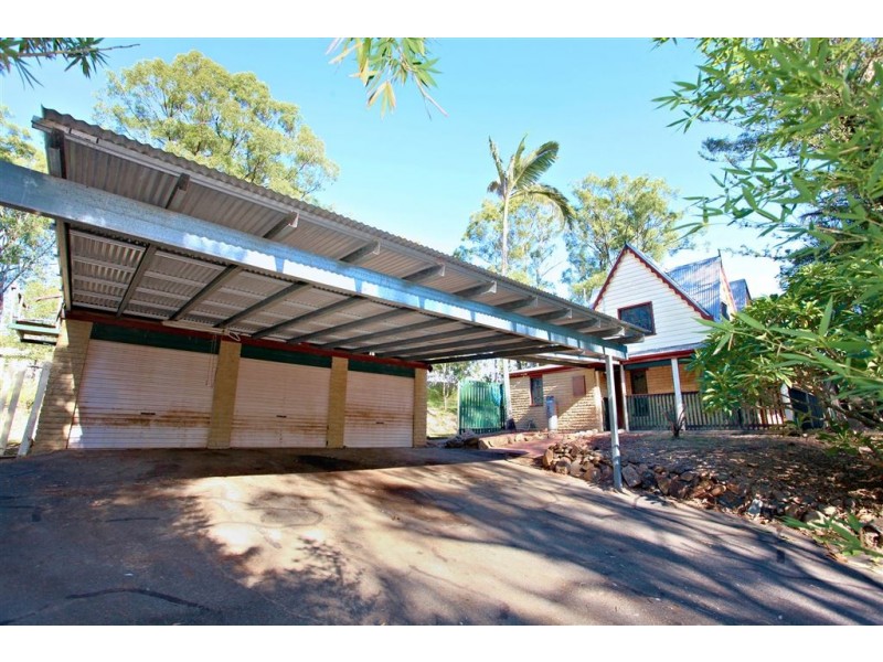 34 Ruth Terrace, Oxenford QLD 4210