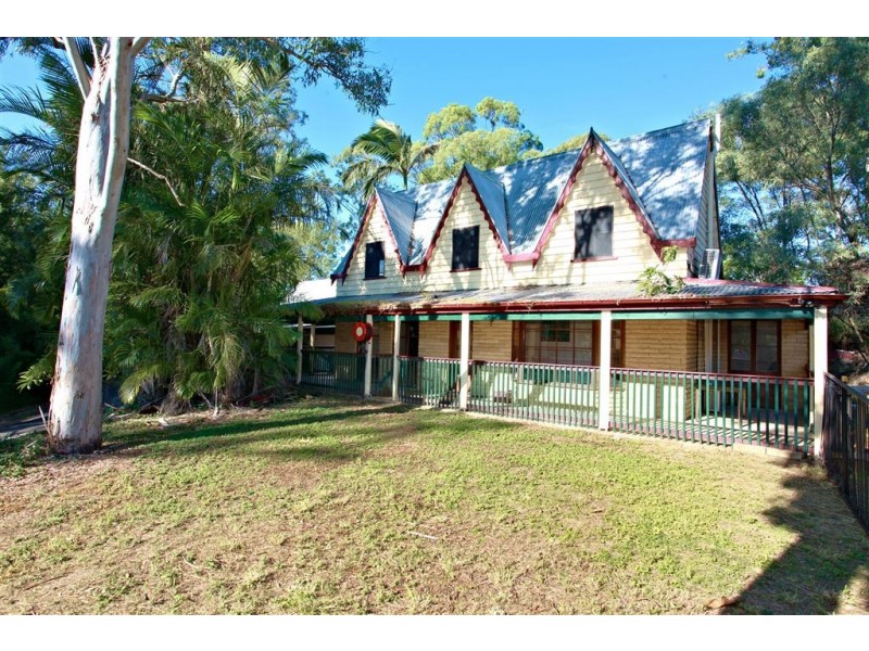 34 Ruth Terrace, Oxenford QLD 4210