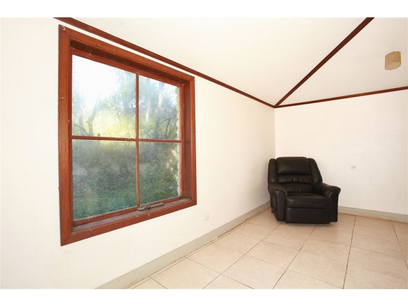 34 Ruth Terrace, Oxenford QLD 4210