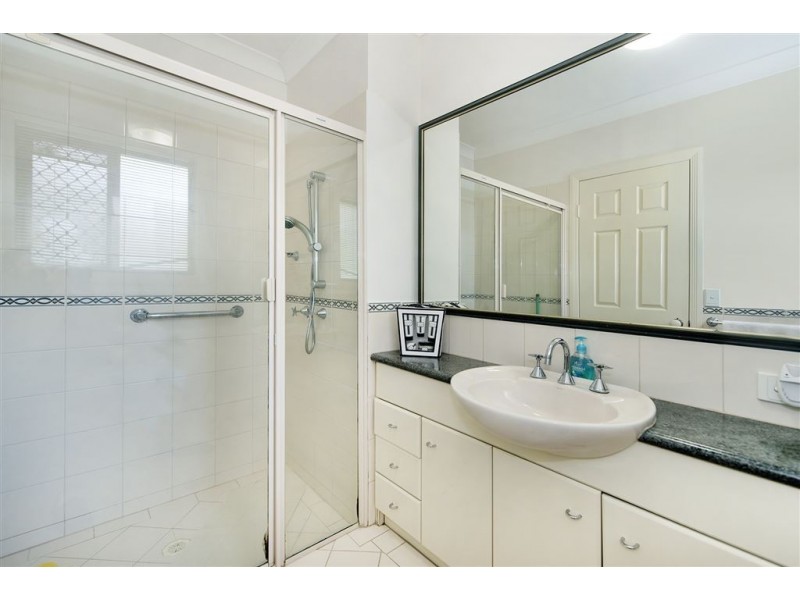 30 Abby Crescent, Ashmore QLD 4214