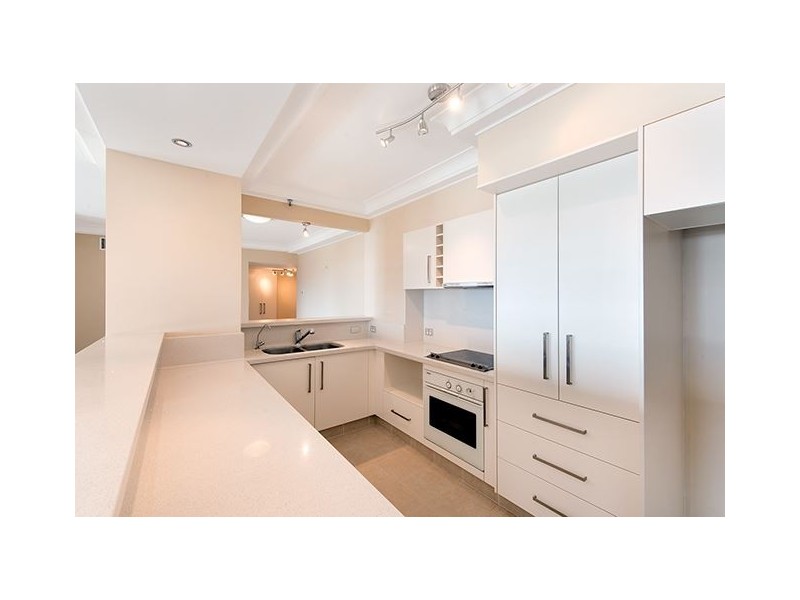 161/2 Admiralty Drive, Surfers Paradise QLD 4217