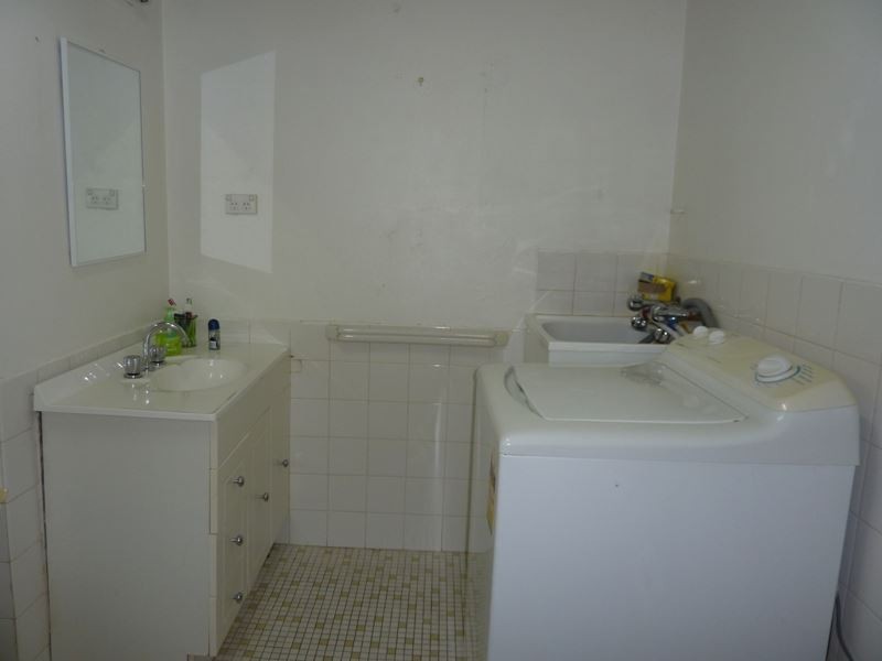 Labrador QLD 4215