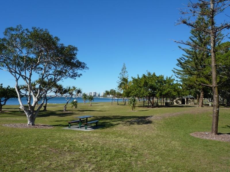 Labrador QLD 4215
