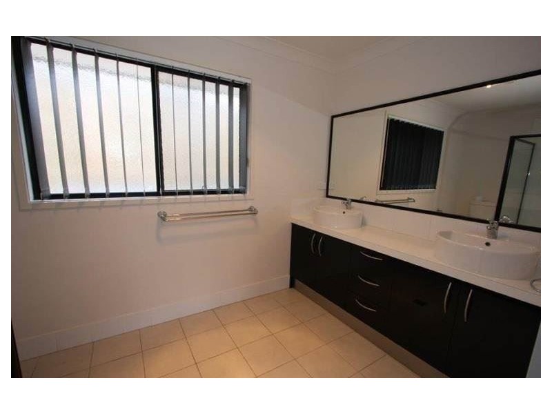 3 O’Connor Place, Upper Coomera QLD 4209