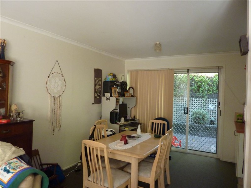 5 Greenlands Drive, Varsity Lakes QLD 4227