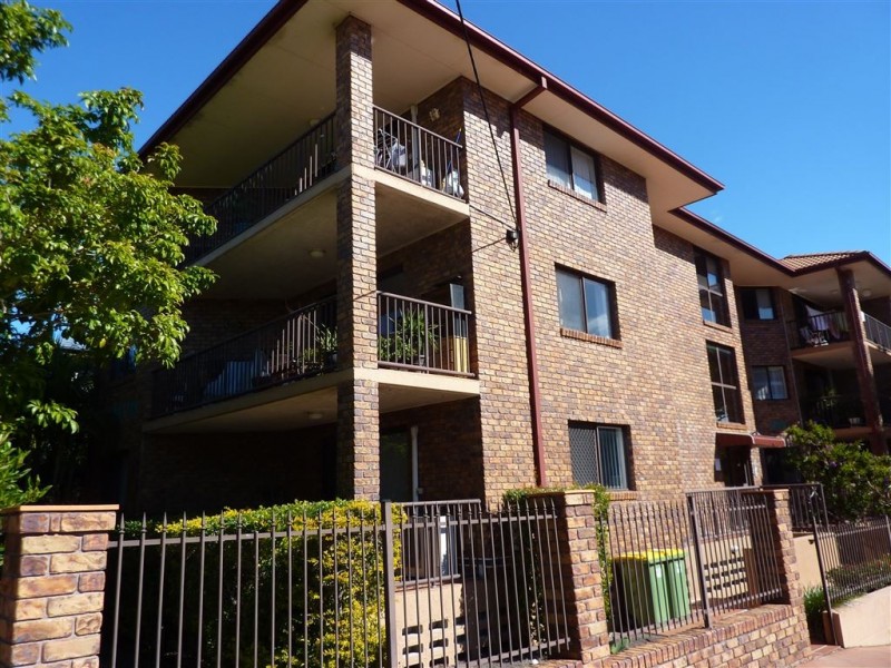 5/146 High Street, Southport QLD 4215