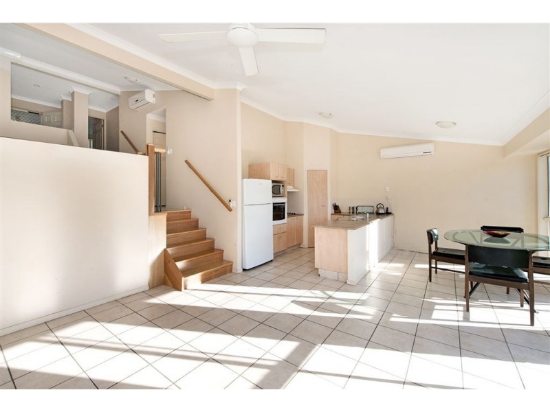 17 Papara Street, Pacific Pines QLD 4211