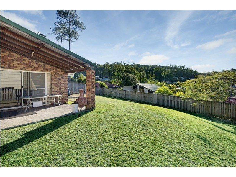 17 Papara Street, Pacific Pines QLD 4211