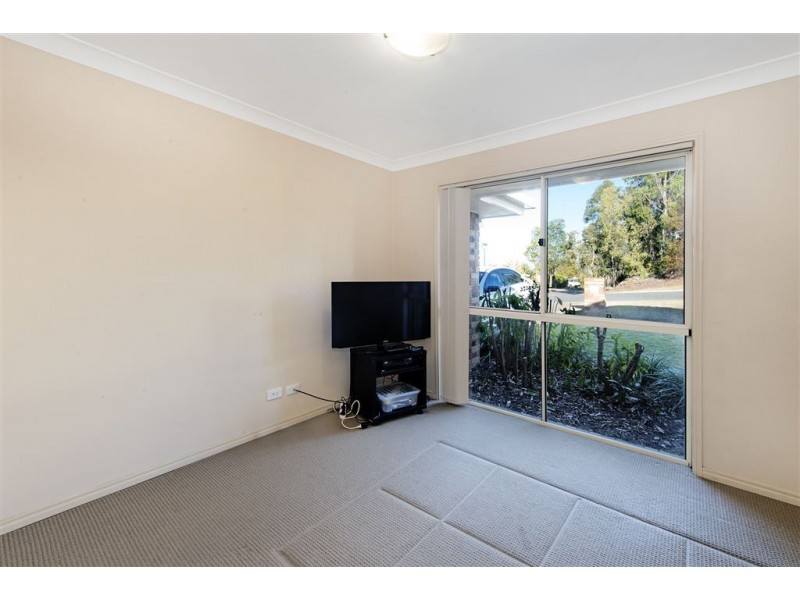 17 Papara Street, Pacific Pines QLD 4211