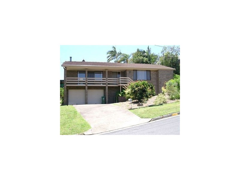 2 Hosea Street, Southport QLD 4215