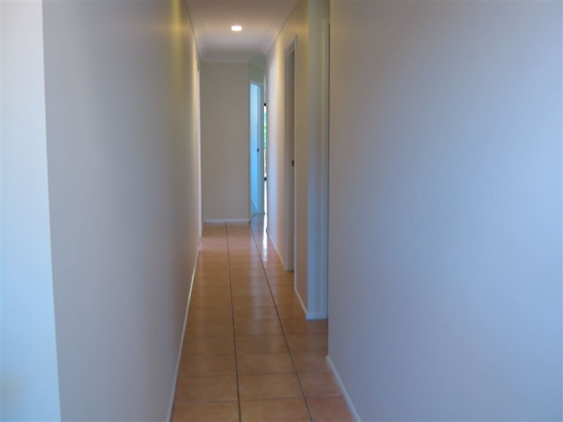 2/24 Terrigal Crescent, Southport QLD 4215