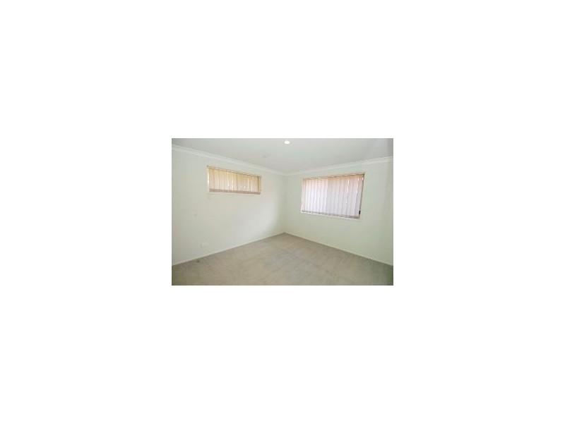 17 Fairweather Drive, Arundel QLD 4214