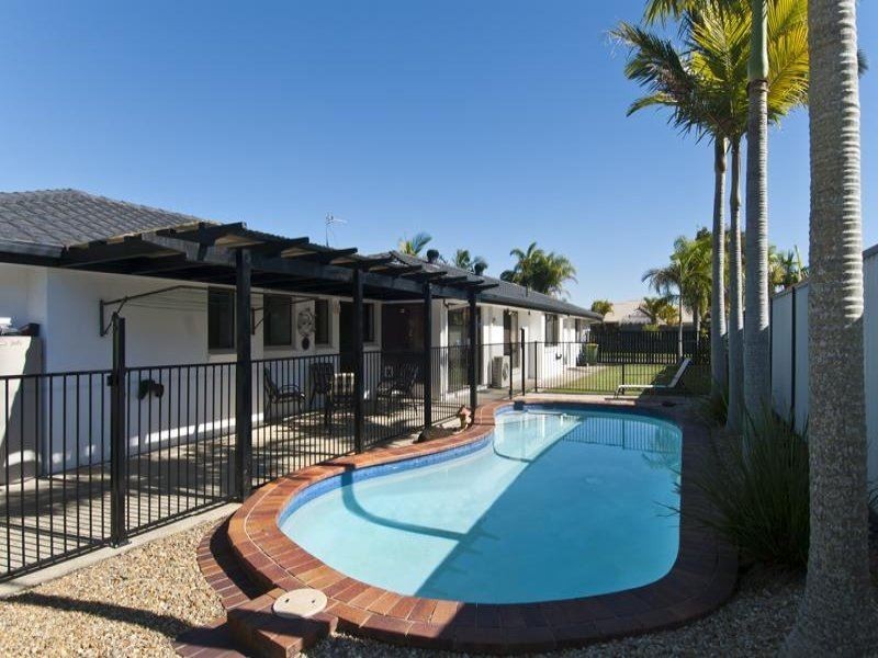 100 Newport Drive, Robina QLD 4226