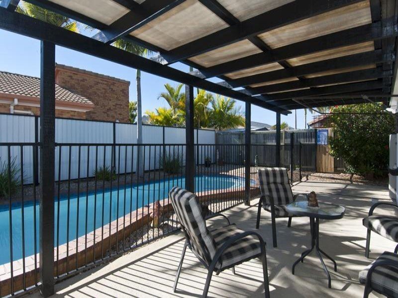 100 Newport Drive, Robina QLD 4226