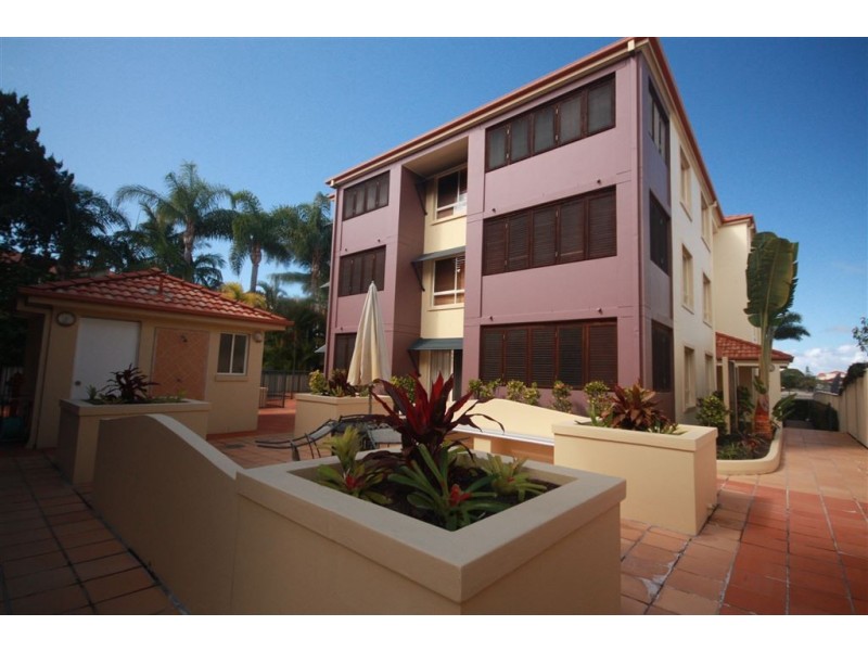 24/89 Bayview Street, Runaway Bay QLD 4216