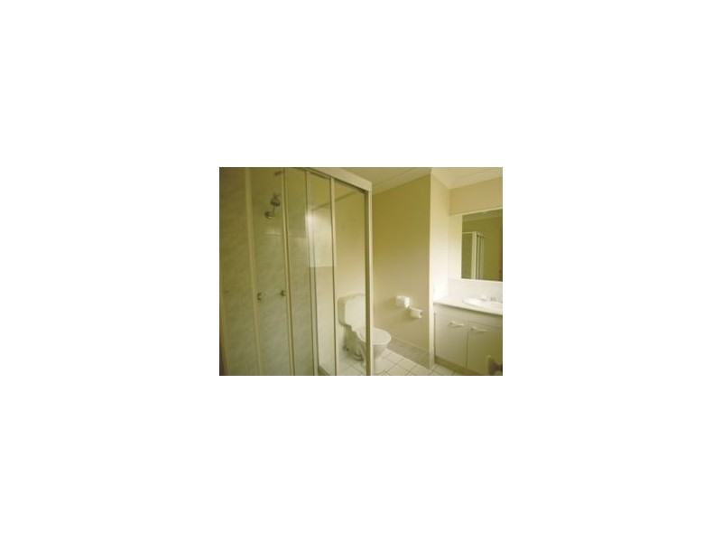 1/112 Greenacre Drive, Parkwood QLD 4214