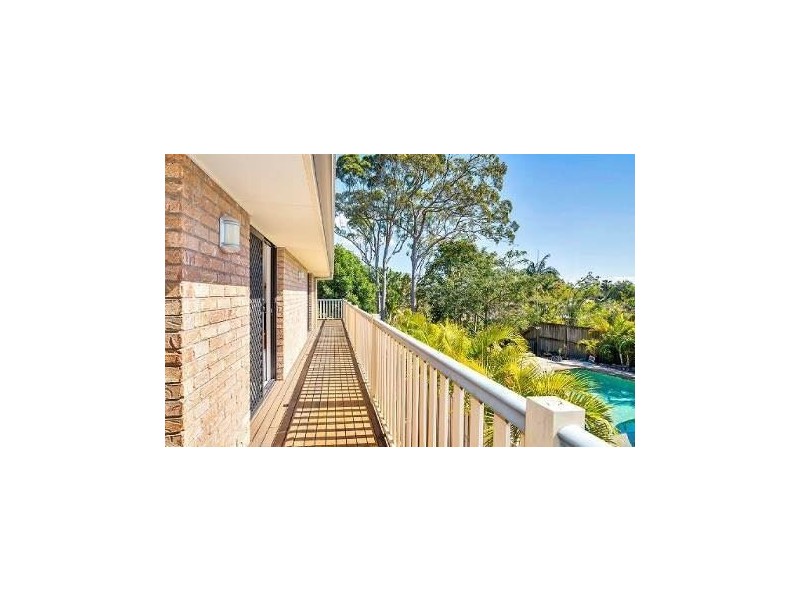 14 Hillview Parade, Ashmore QLD 4214