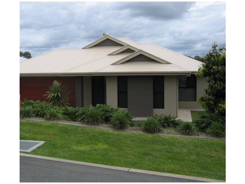 3 Rosabrook Crescent, Ormeau QLD 4208