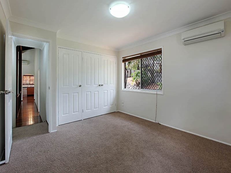 7 Kittani Crescent, Ashmore QLD 4214