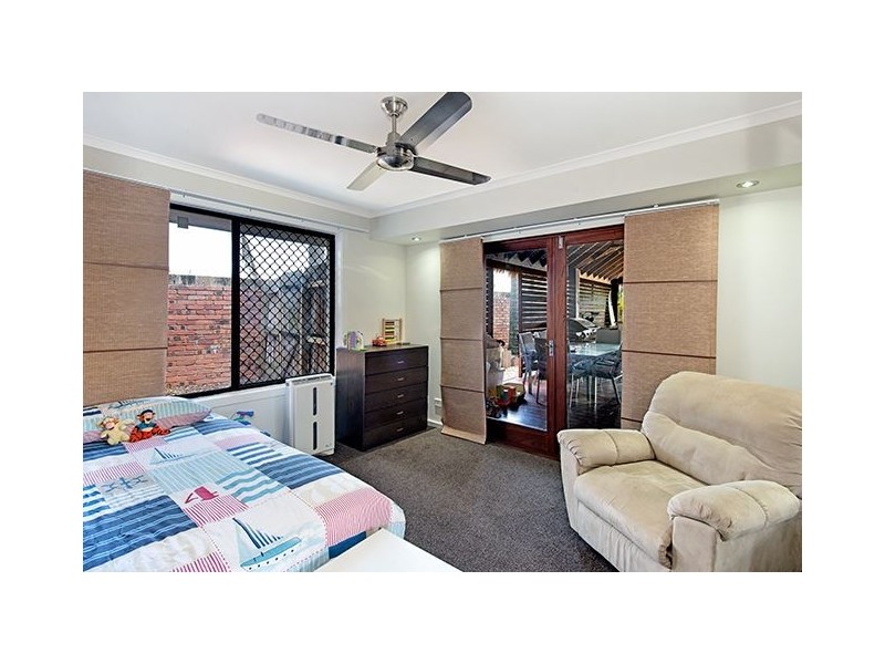 5 Cheviot Close, Benowa QLD 4217