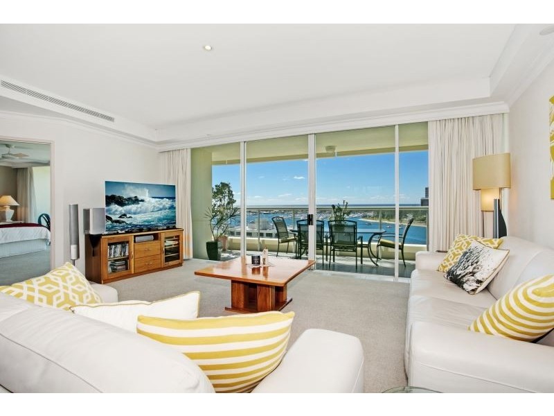 B13-2/75 Brighton Parade, Southport QLD 4215