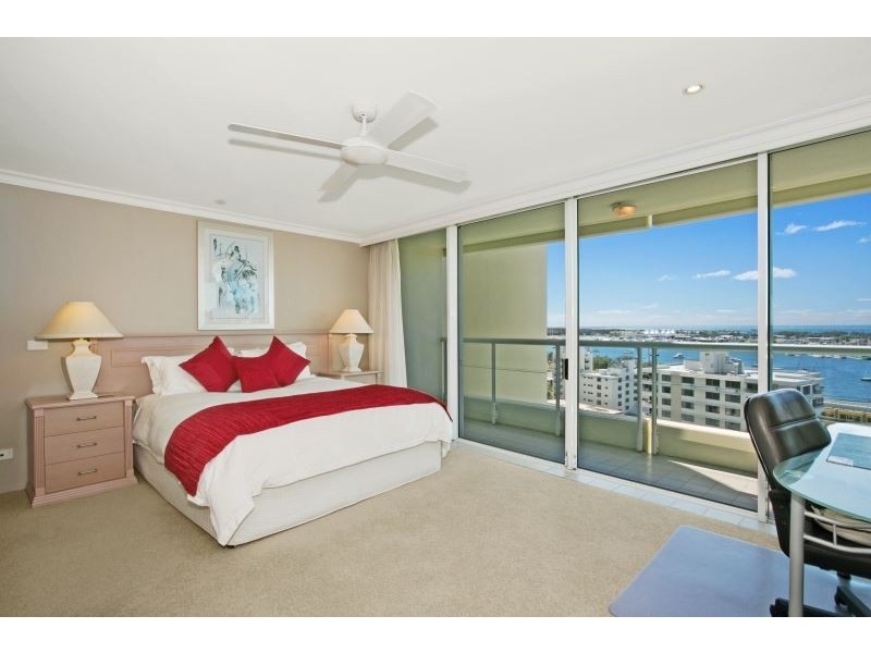 B13-2/75 Brighton Parade, Southport QLD 4215