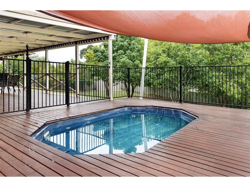 9 Grimsdyke Court, Molendinar QLD 4214