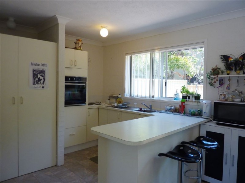 21/13 Brown Street, Labrador QLD 4215