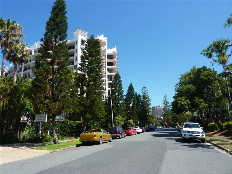 6/28 Beach Parade, Surfers Paradise QLD 4217