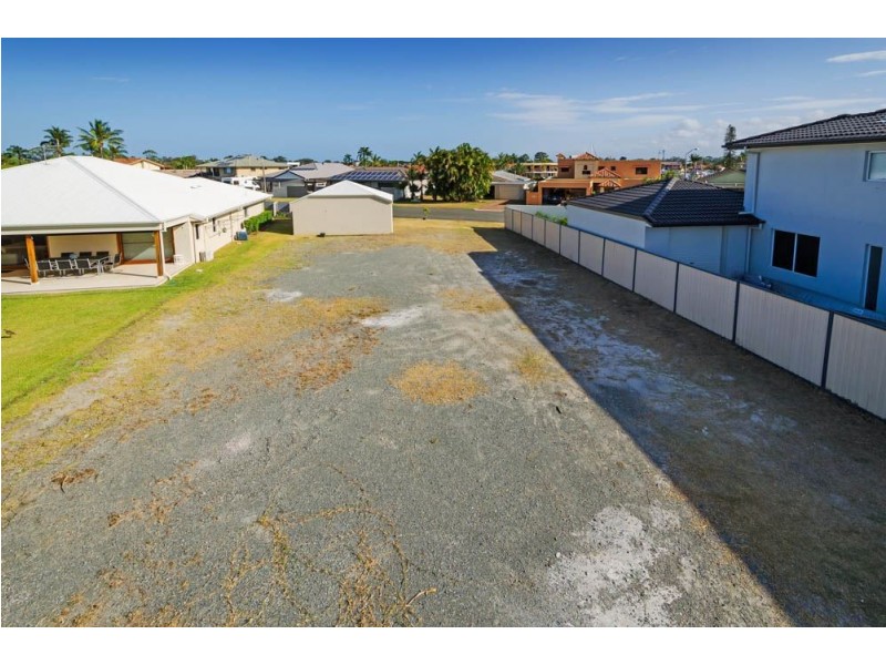 17 Dobell Avenue, Paradise Point QLD 4216