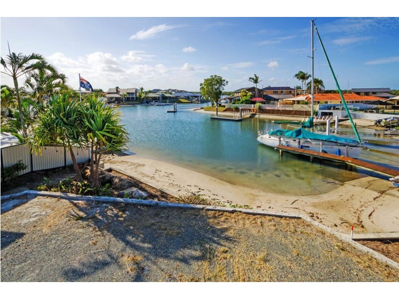 17 Dobell Avenue, Paradise Point QLD 4216