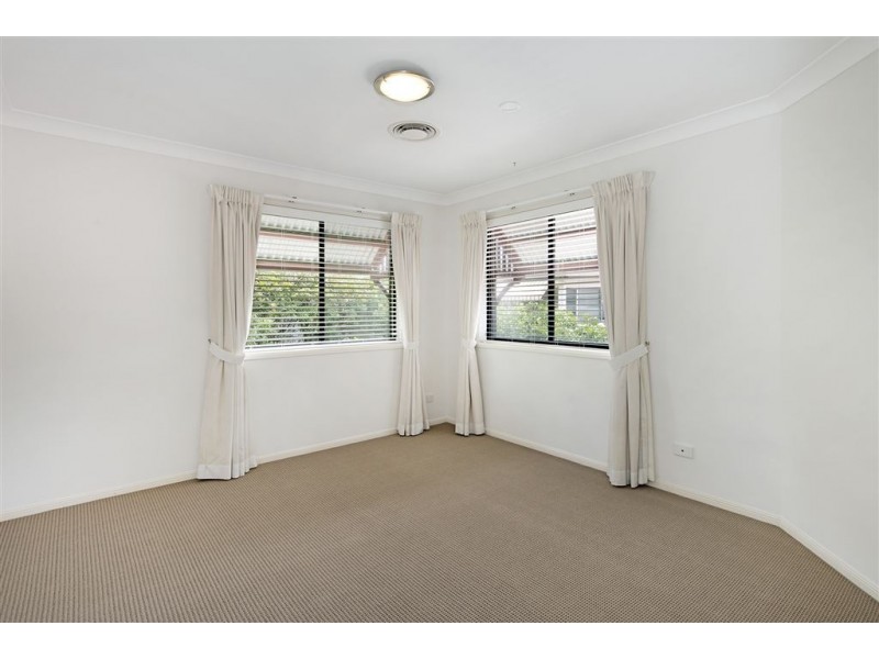 6 Waverley Street, Southport QLD 4215