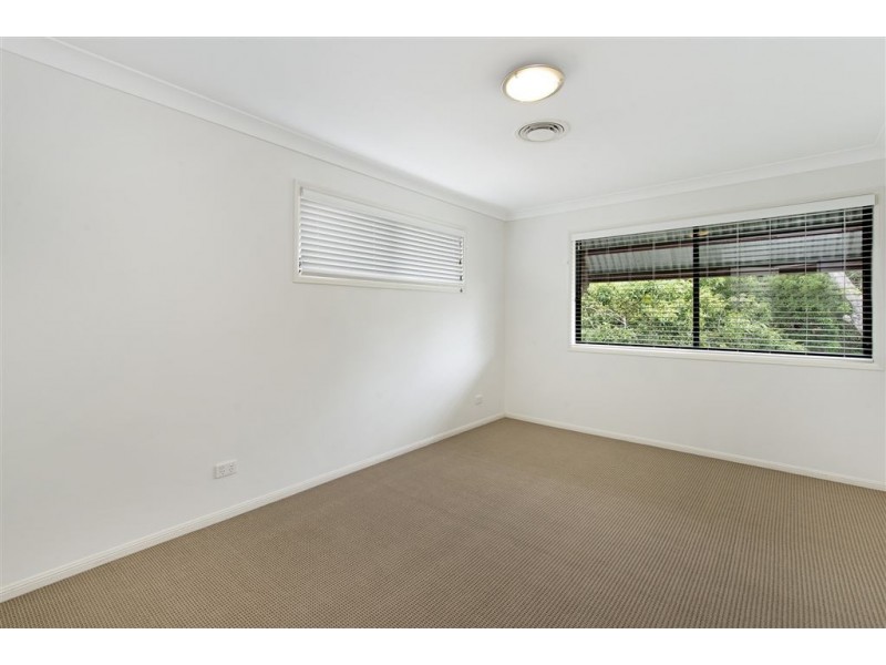 6 Waverley Street, Southport QLD 4215