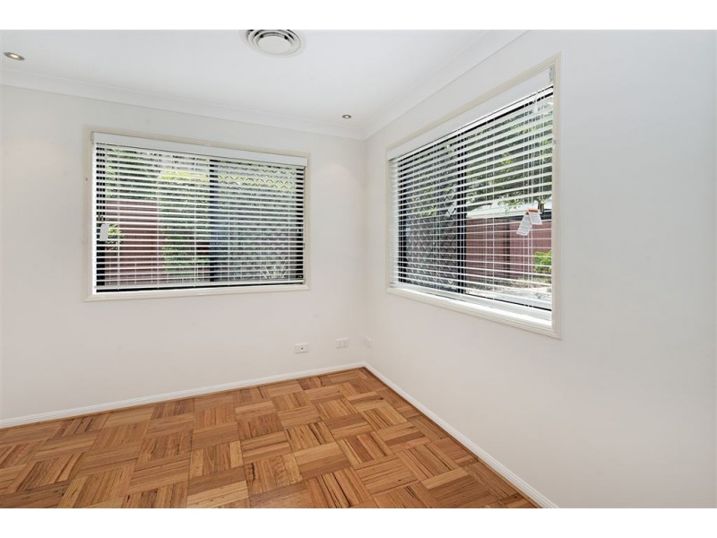 6 Waverley Street, Southport QLD 4215