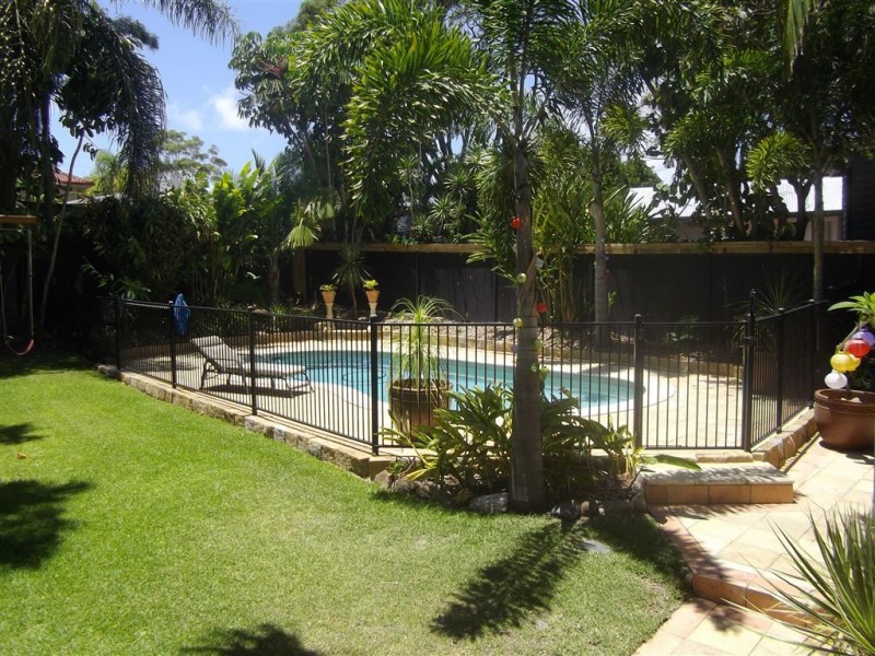 22 Mole Avenue, Southport QLD 4215